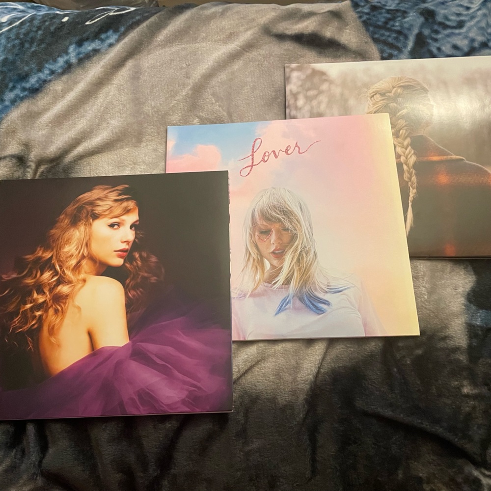 Taylor swift vinyl bundle